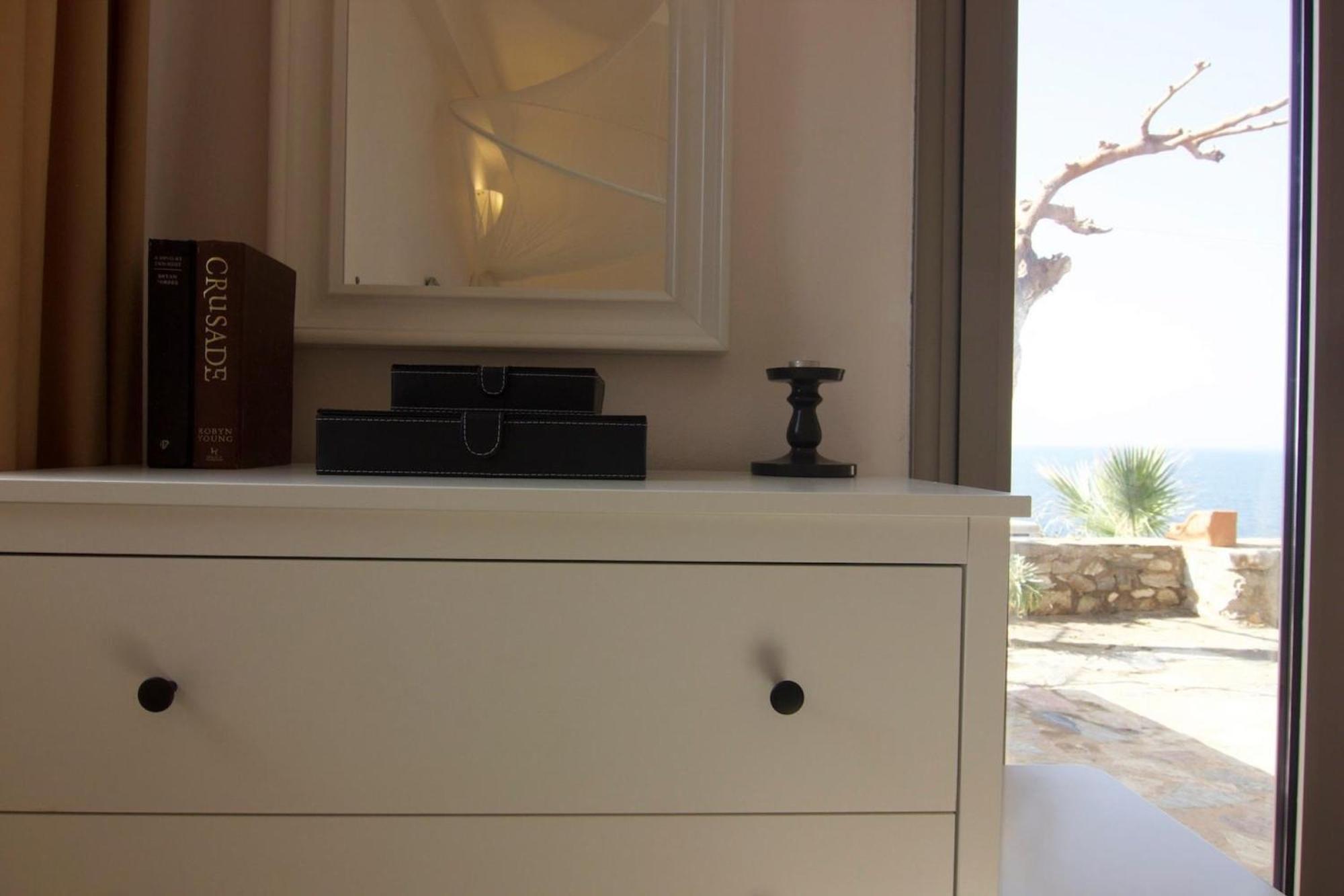 Mani Apartments Agios Nikolaos  Bagian luar foto