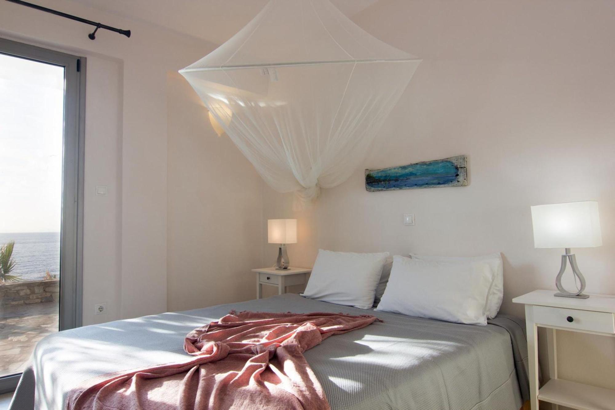 Mani Apartments Suites Agios Nikolaos  Bagian luar foto