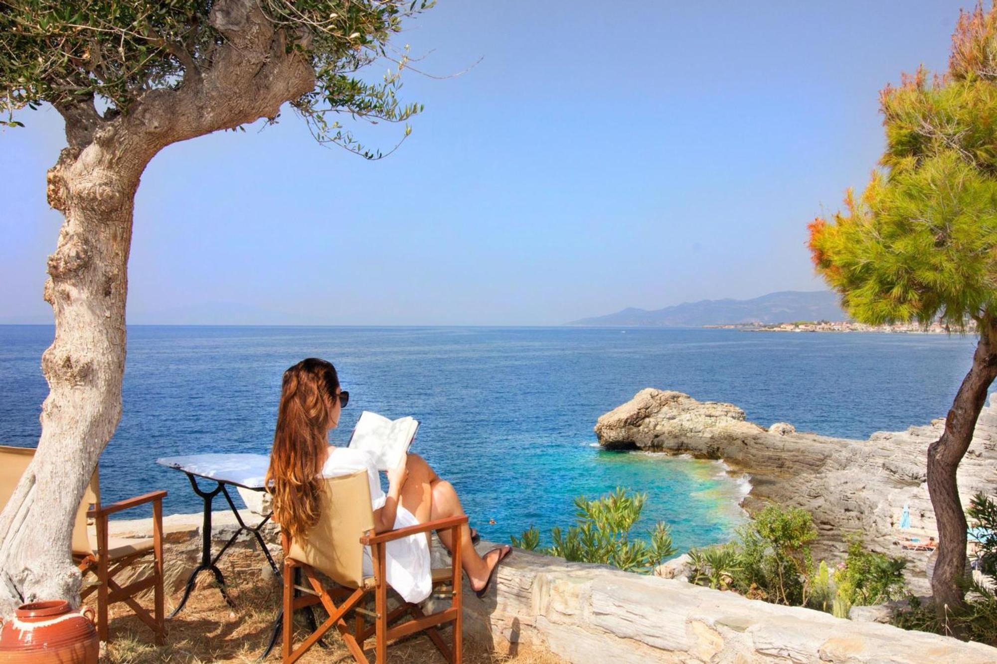 Mani Apartments Agios Nikolaos  Bagian luar foto