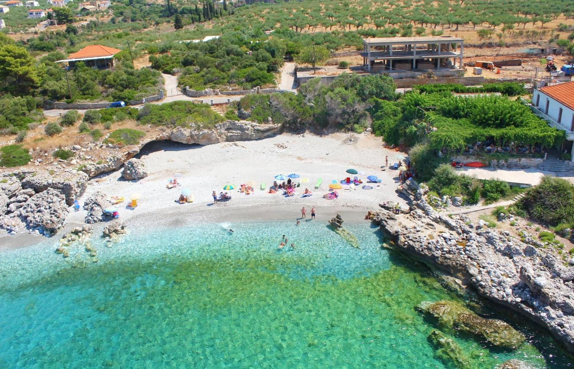 Mani Apartments Agios Nikolaos  Bagian luar foto